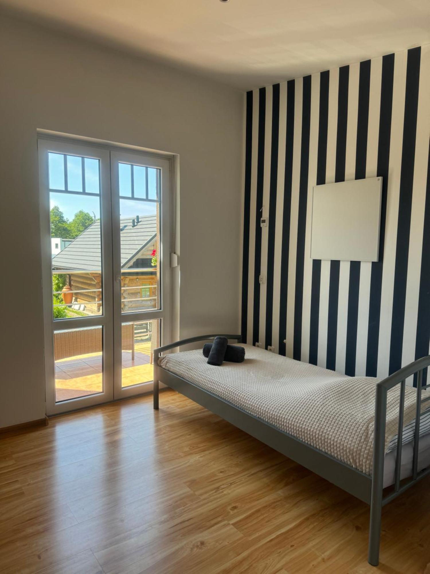 Domek Leba Nowecin Buitenkant foto